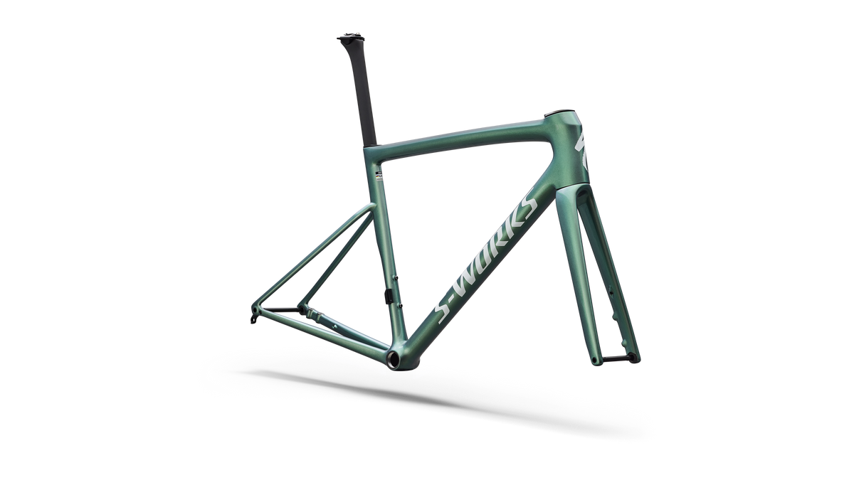 GLOSS PREMIUM FJORD METALLIC / WHITE METALLIC