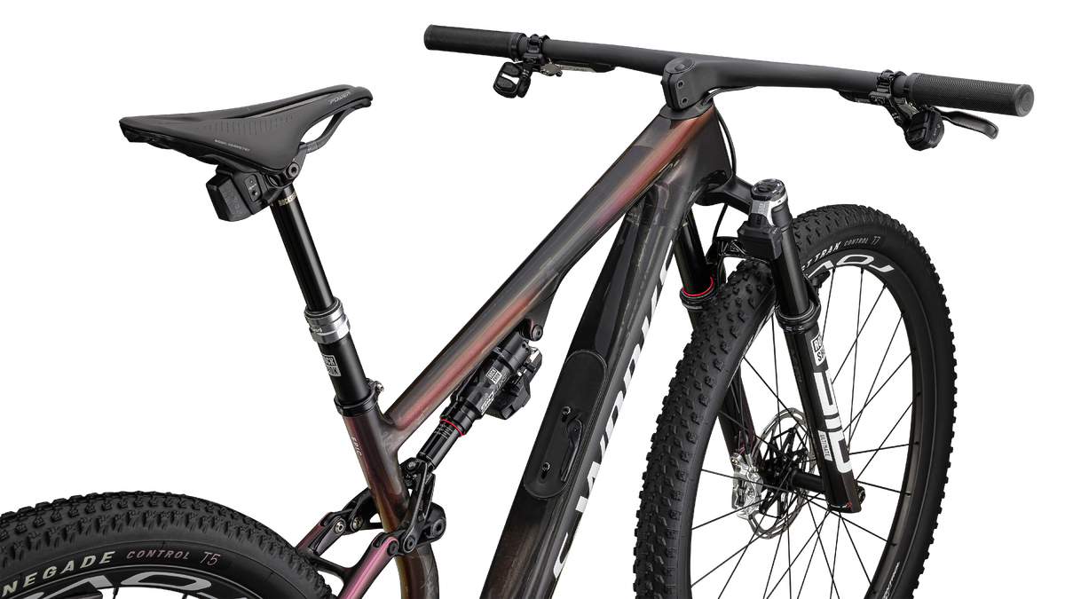 Gloss Carbon/Metallic Vivid Pink/Viavi Magenta Gold/Metallic Midnight Shadow/White