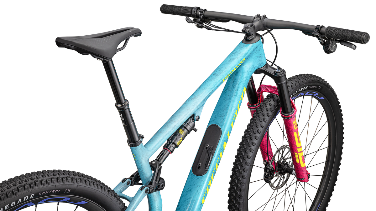 Gloss Lagoon Blue / Liquid Metal / Yellow