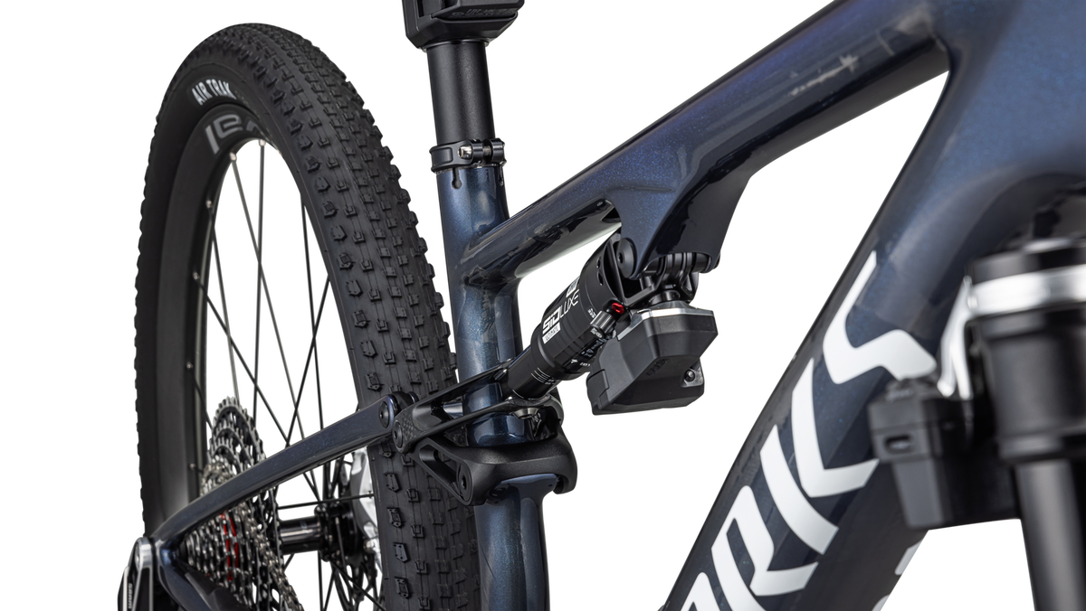 Gloss Cyan Blue Pearl / Metallic White Silver