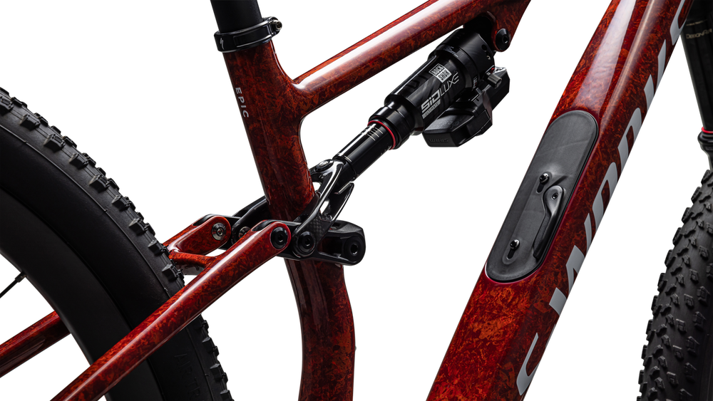 Gloss Fiery Red Dry Impasto / Metallic White Silver