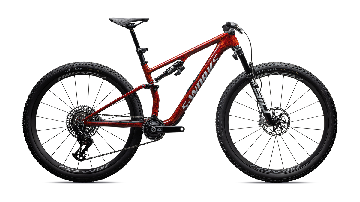 Gloss Fiery Red Dry Impasto / Metallic White Silver