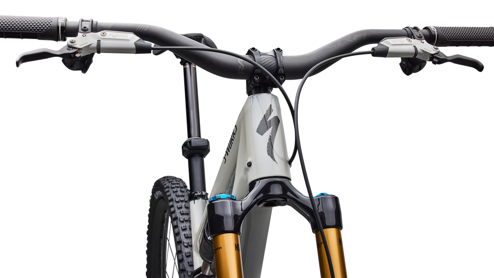 GLOSS DOLOMITE METALLIC / SMOKED LIQUID METAL