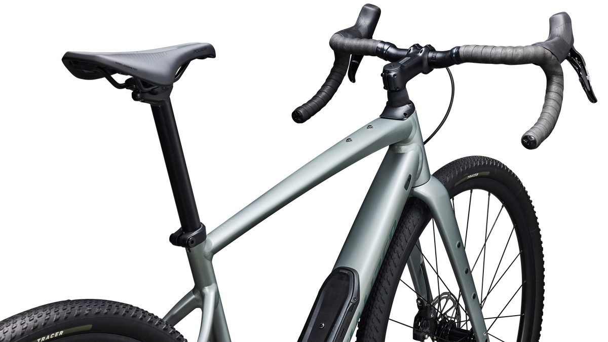 Satin Shadow Silver / Fjord Metallic