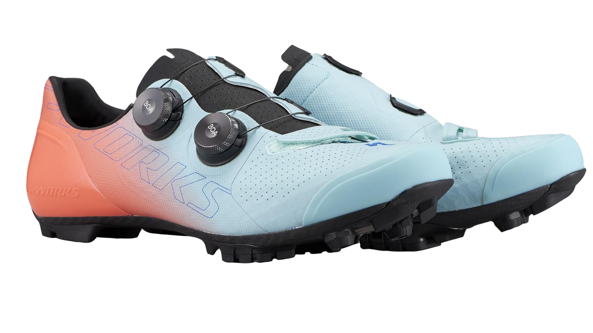 Arctic Blue/Vivid Coral/ Sky Blue