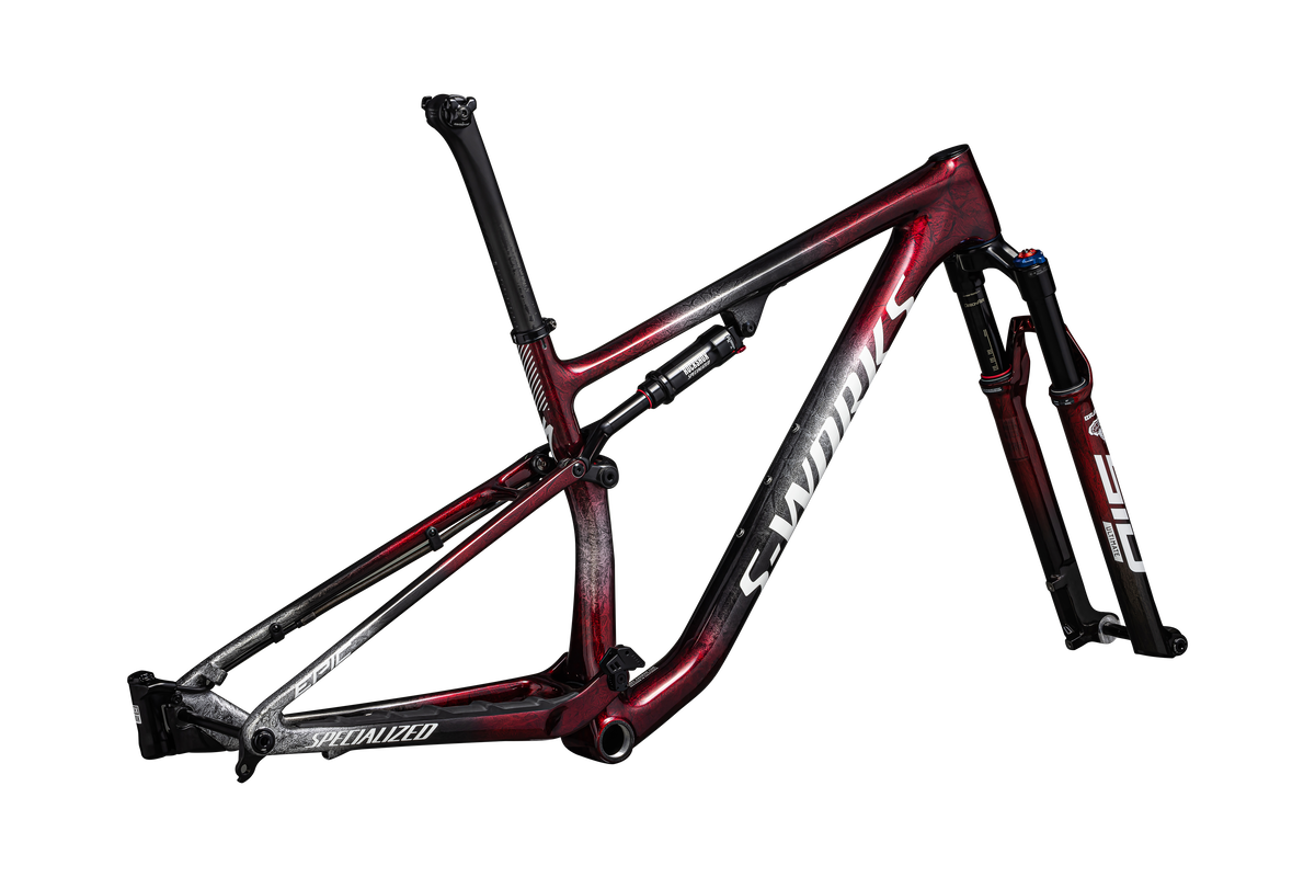 GLOSS RED TINT / BLACK TINT / FLAKE SILVER / GRANITE