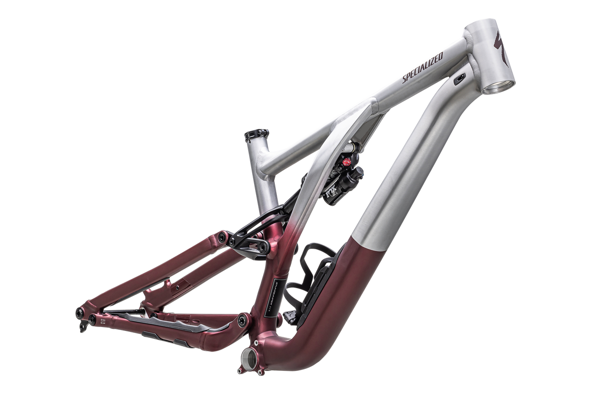 SATIN BRUSHED ALUMINUM / MAROON