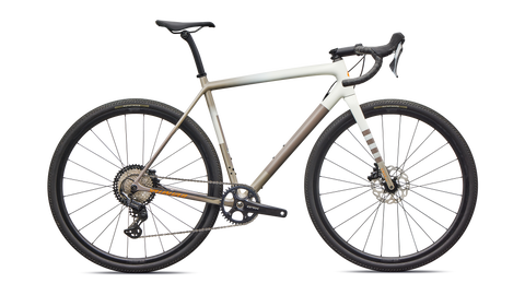 Dune White/Sandstone Metallic/Desert Metallic/Orange Zest