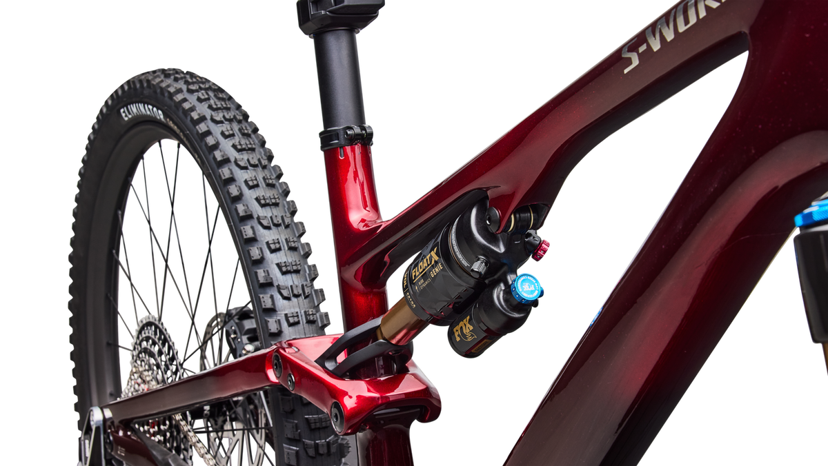 GLOSS SOLIDITY METALLIC / BORDEAUX METALLIC / BRUSHED CHROME