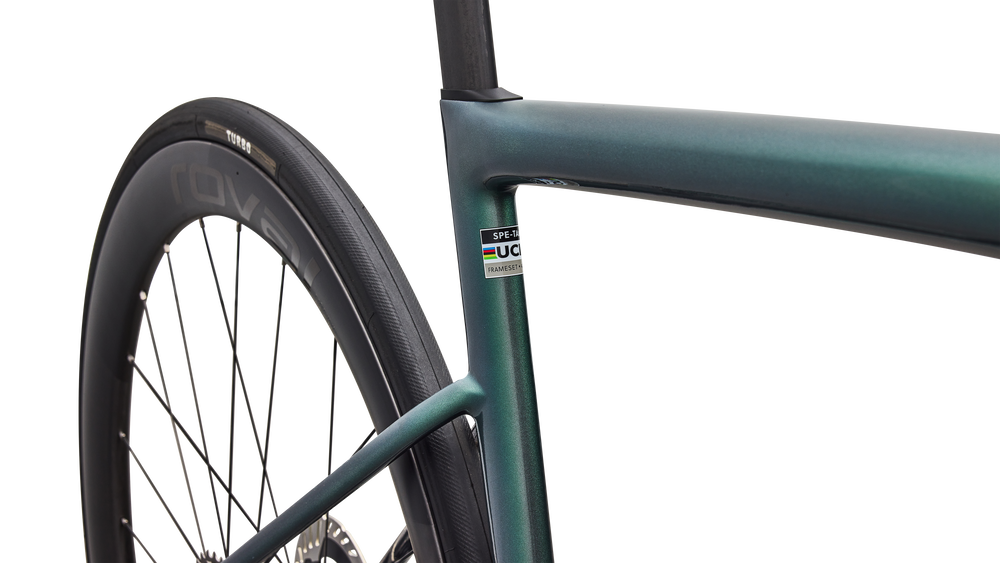 GLOSS PREMIUM FJORD METALLIC / WHITE METALLIC SILVER