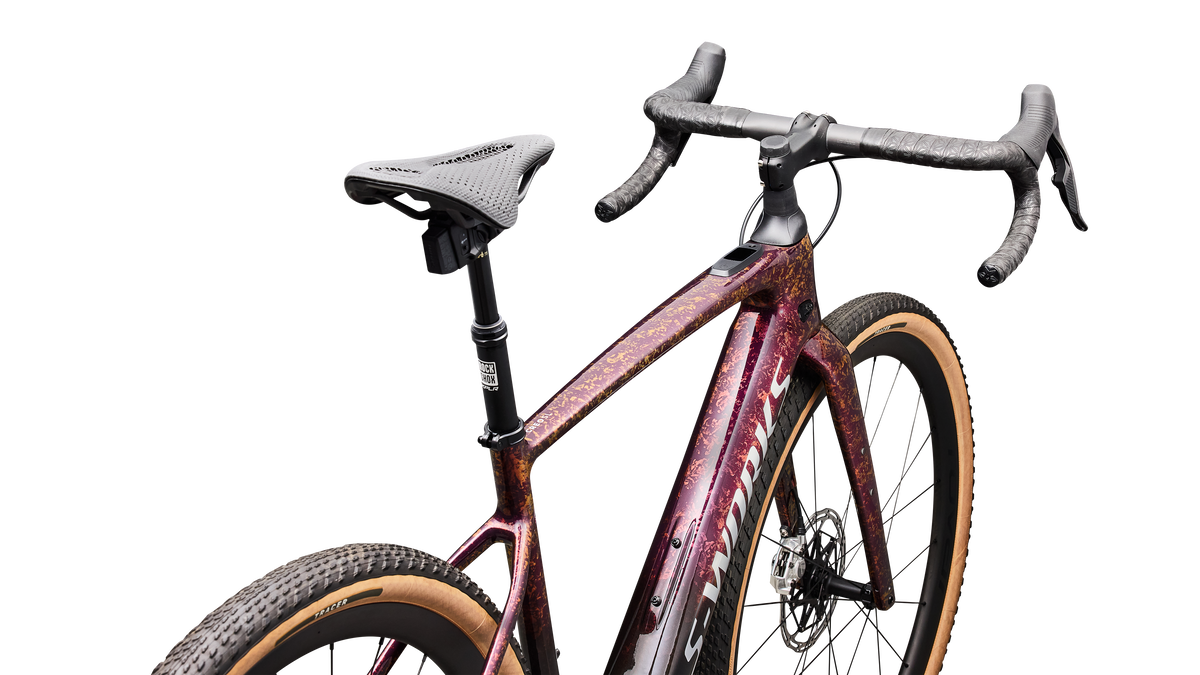 Gloss Bordeaux Metallic/Fade/Pearl Dry Impasto/Silver Dust